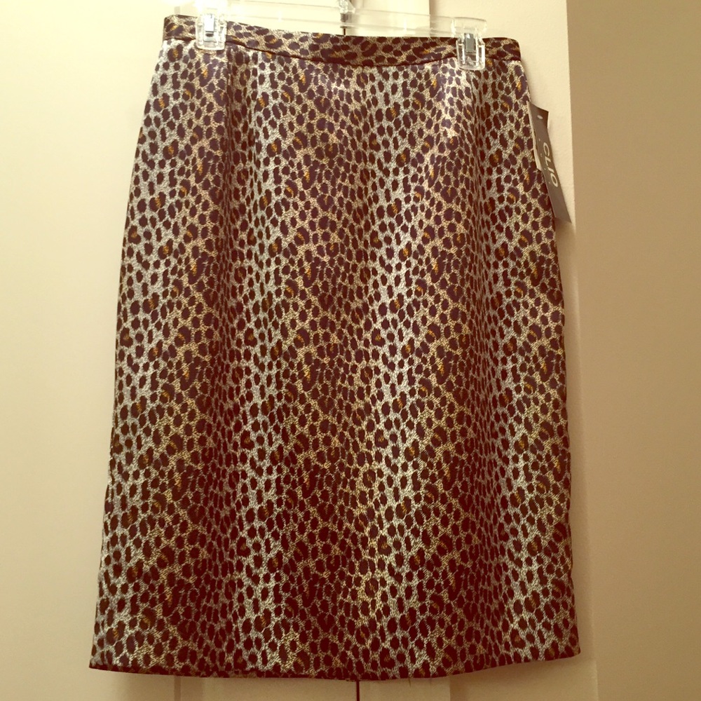 NEW Satin skirt